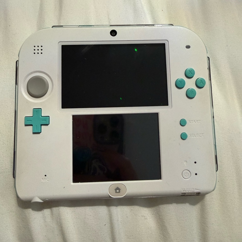 Nitendo 2ds like New